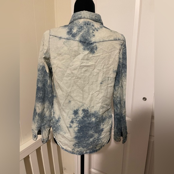 ChiQle Denim Architect Acid Wash Denim Shirt - Picture 4 of 6